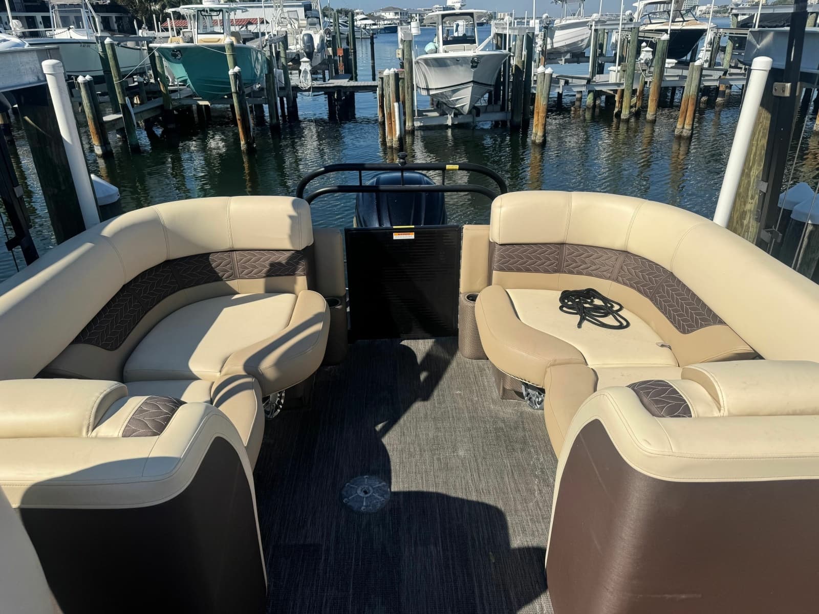 2022 Godfrey Monaco 255 SB