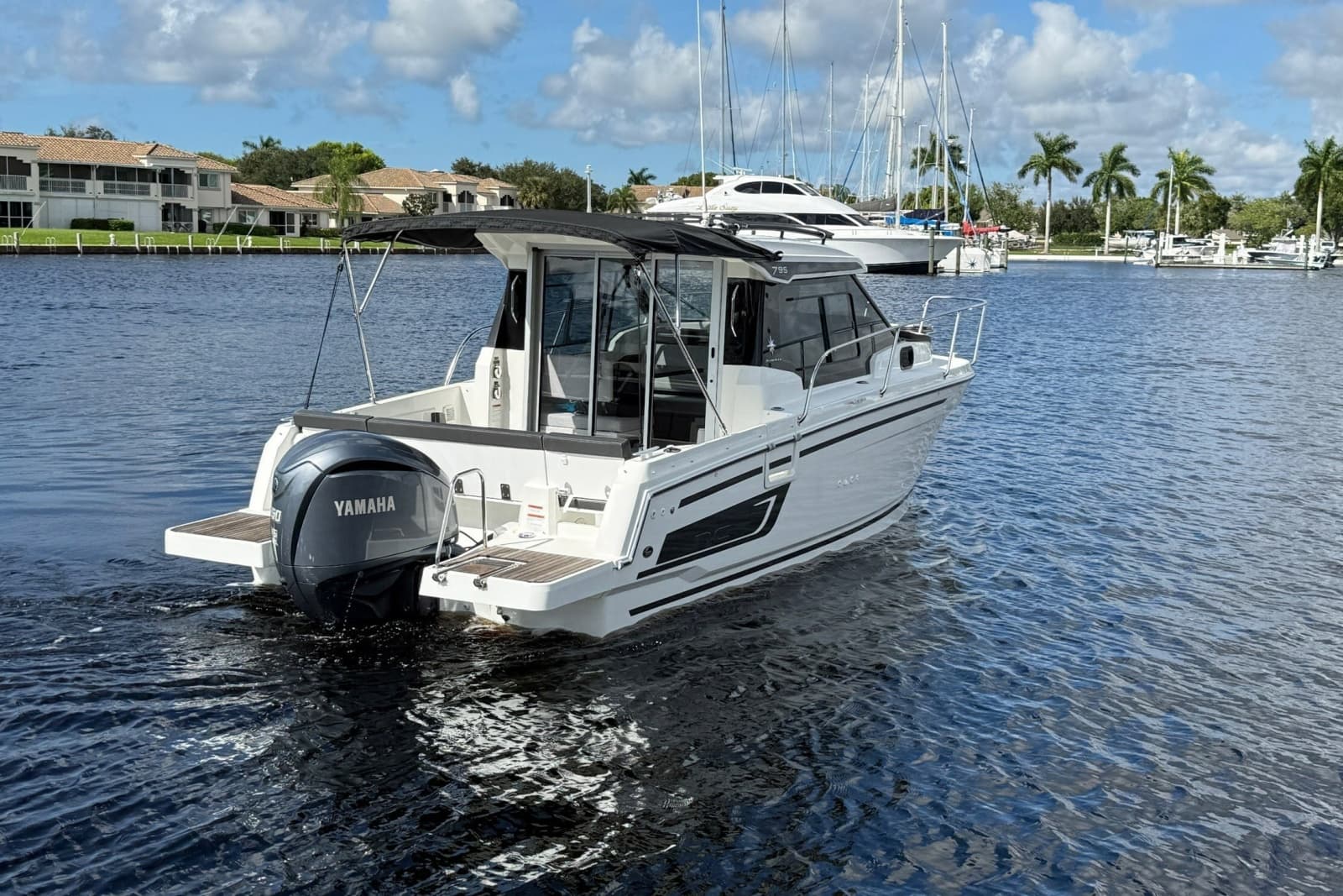 2022 Jeanneau NC 795
