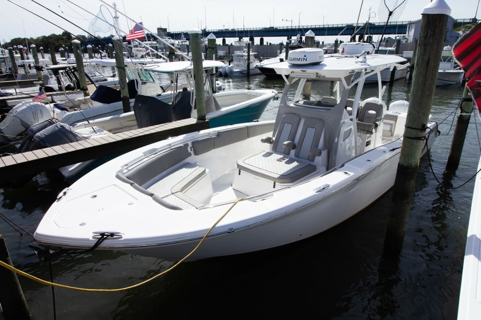 2019 Sea Fox 328 Commander