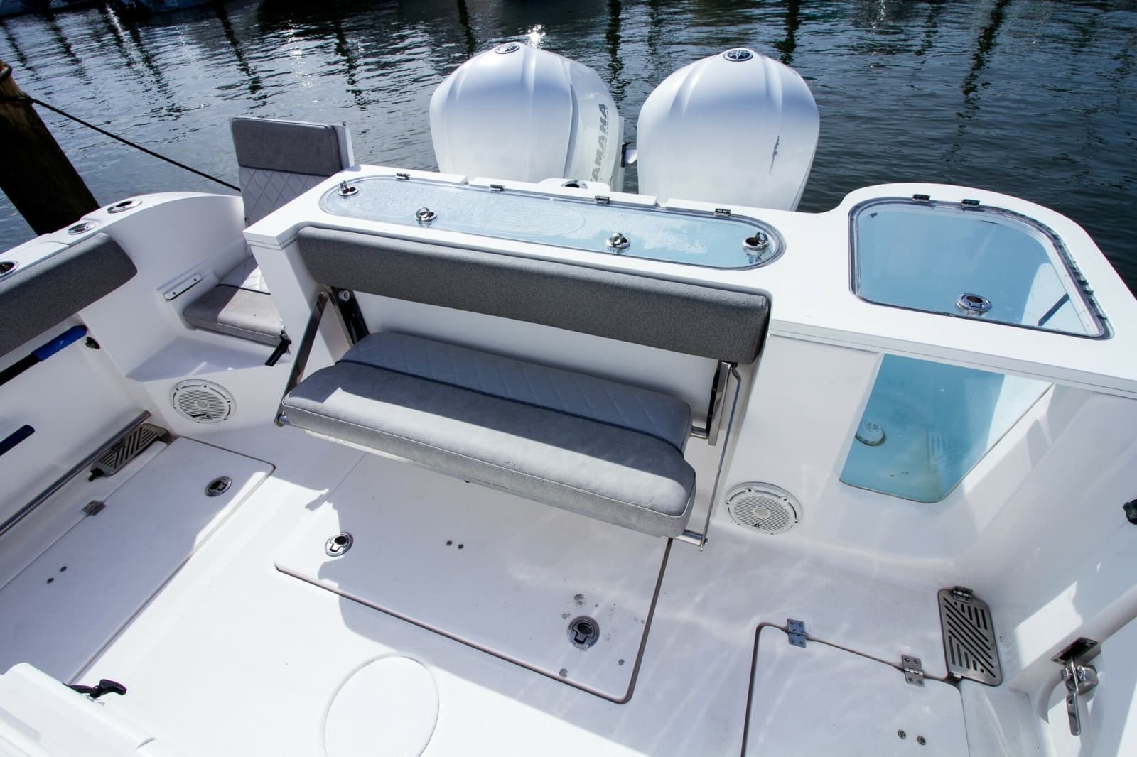 2019 Sea Fox 328 Commander