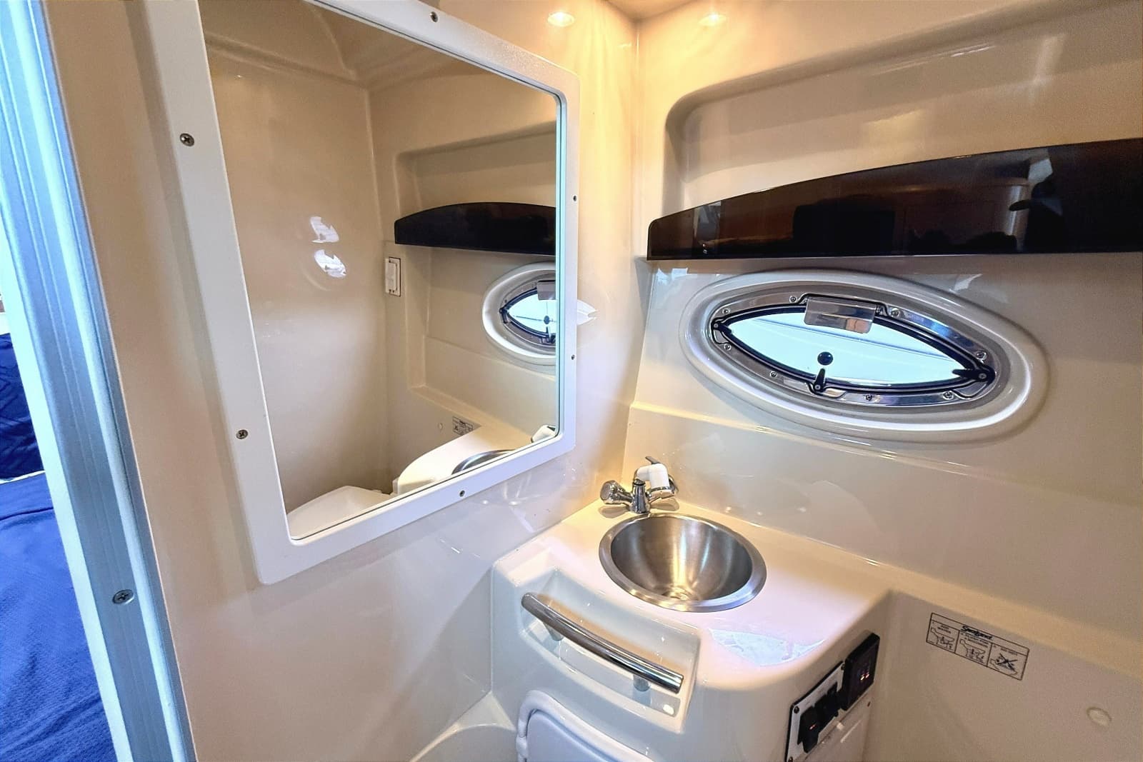 2009 Four Winns 278 Vista