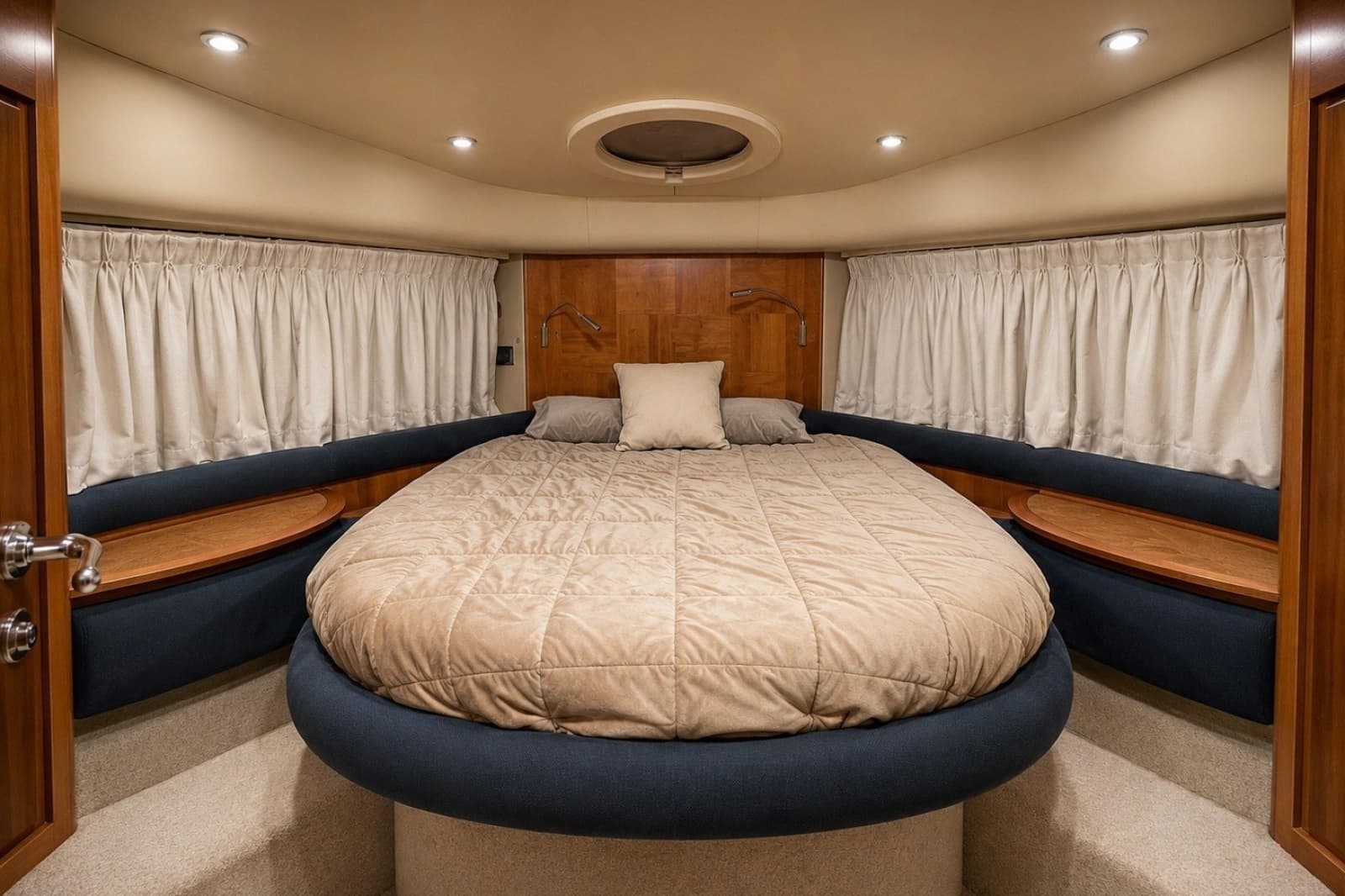 2007 Azimut 55E