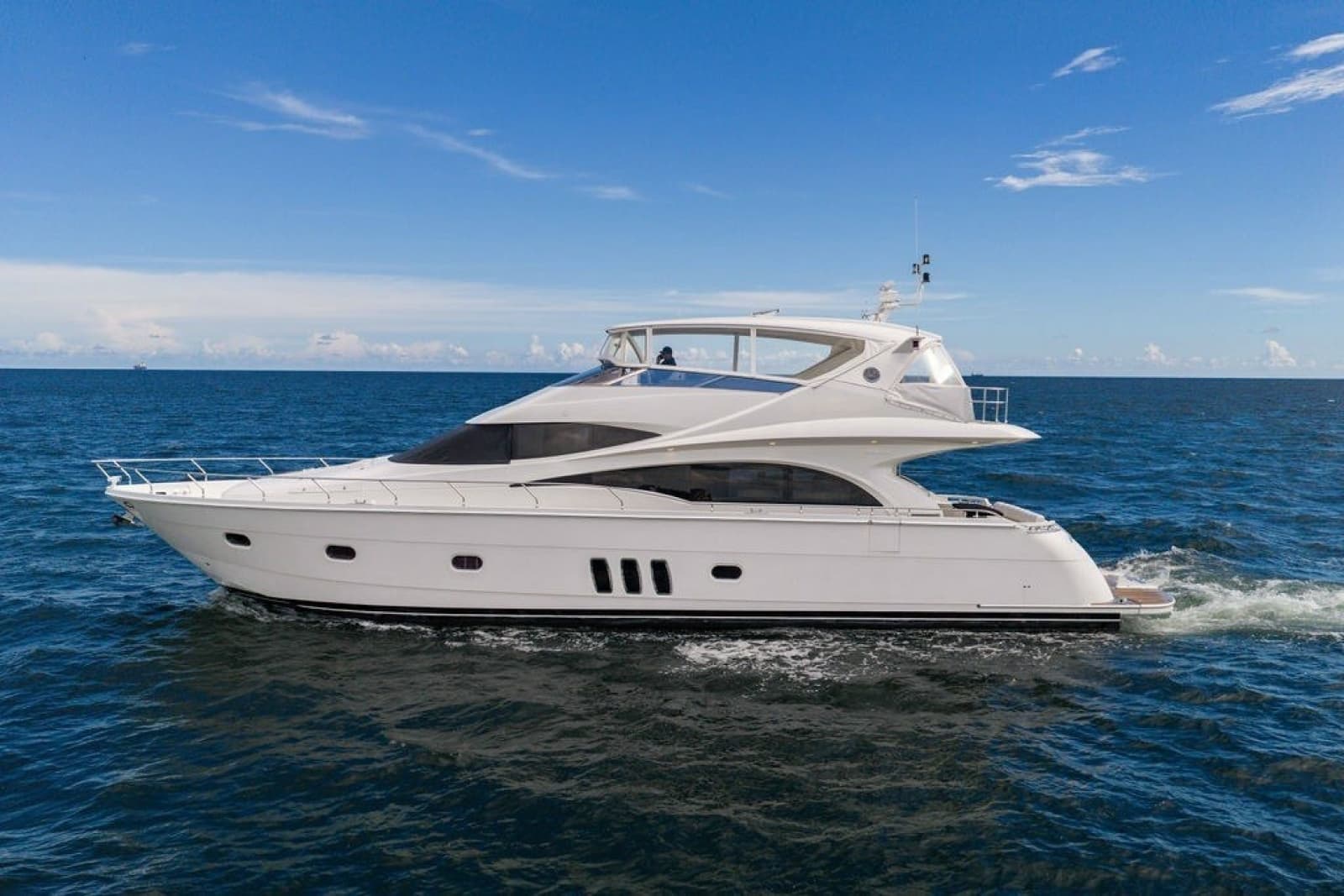 2007 Marquis 65