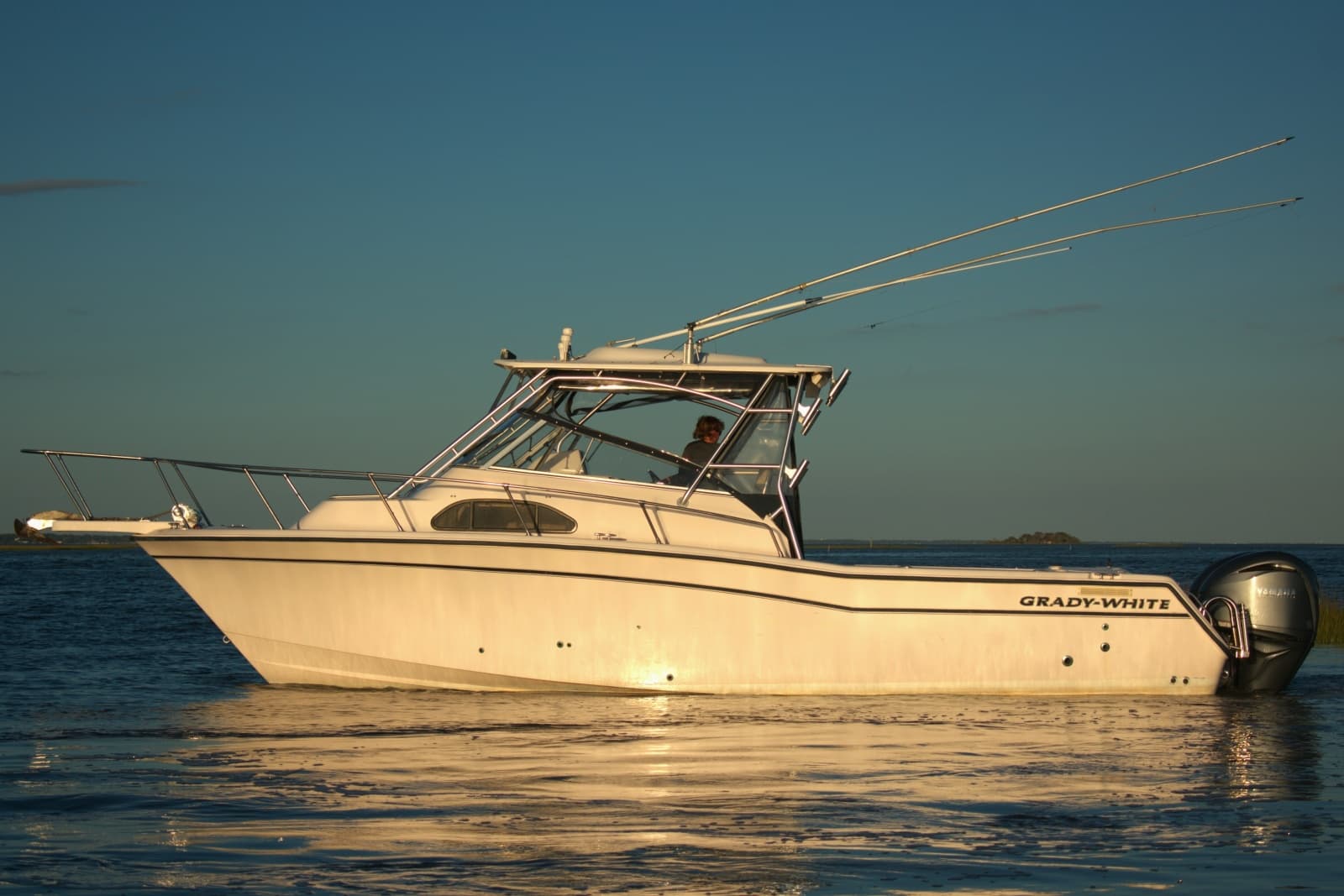 2003 Grady-White Marlin 300