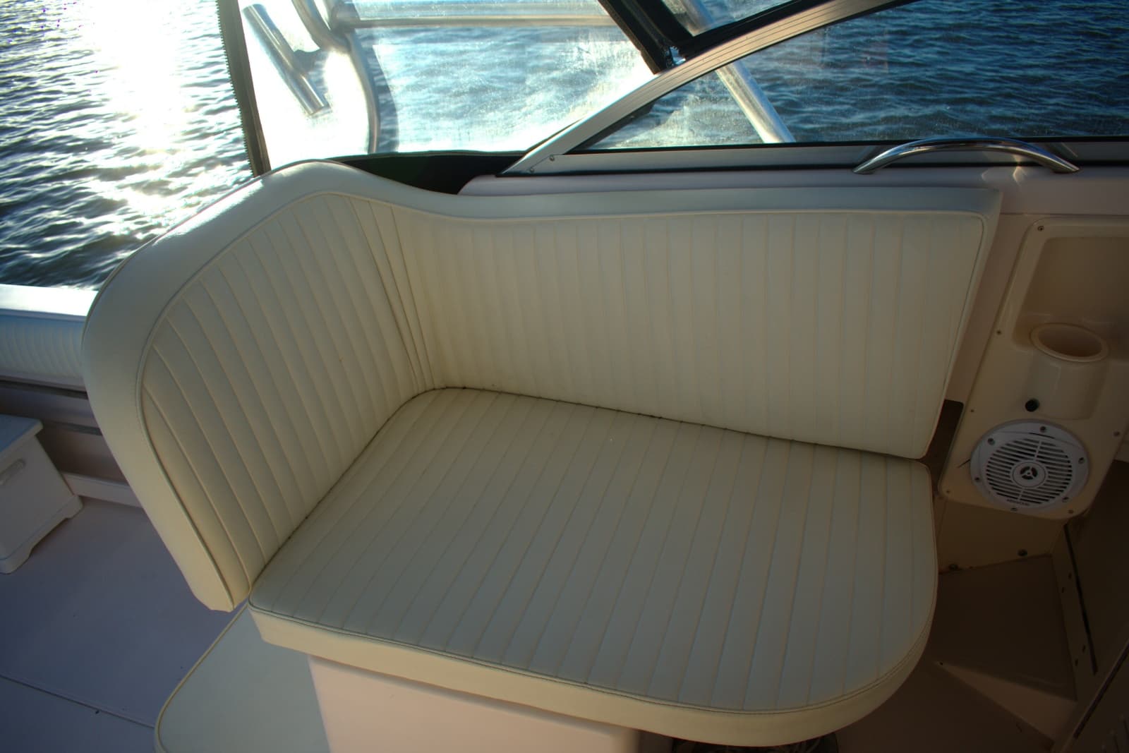 2003 Grady-White Marlin 300