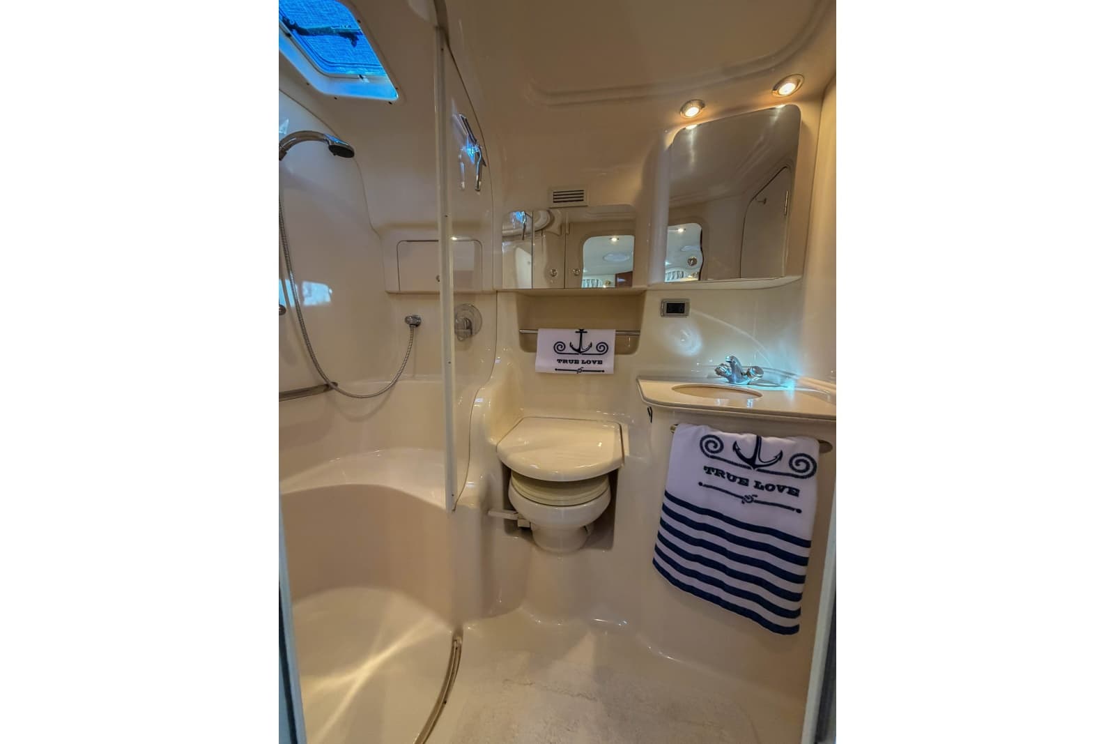 2003 Sea Ray 410 Sundancer