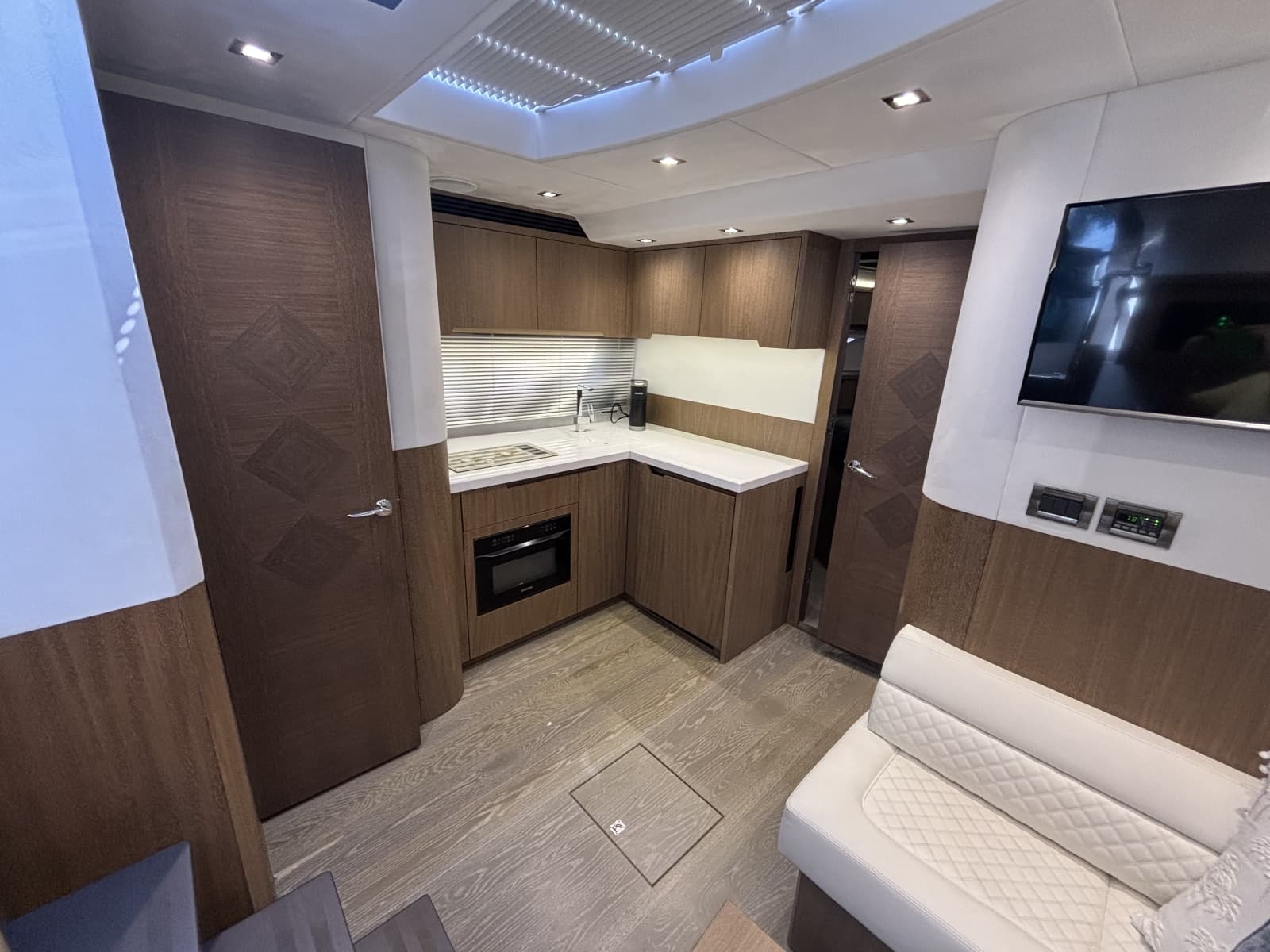 2019 Galeon 485 HTS