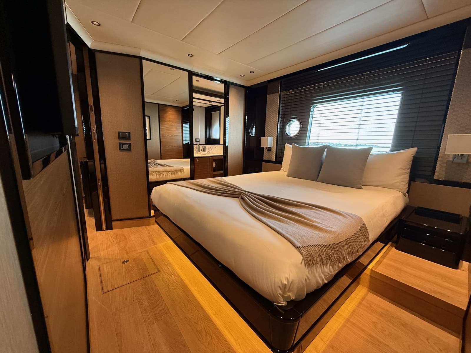 2023 Absolute Navetta