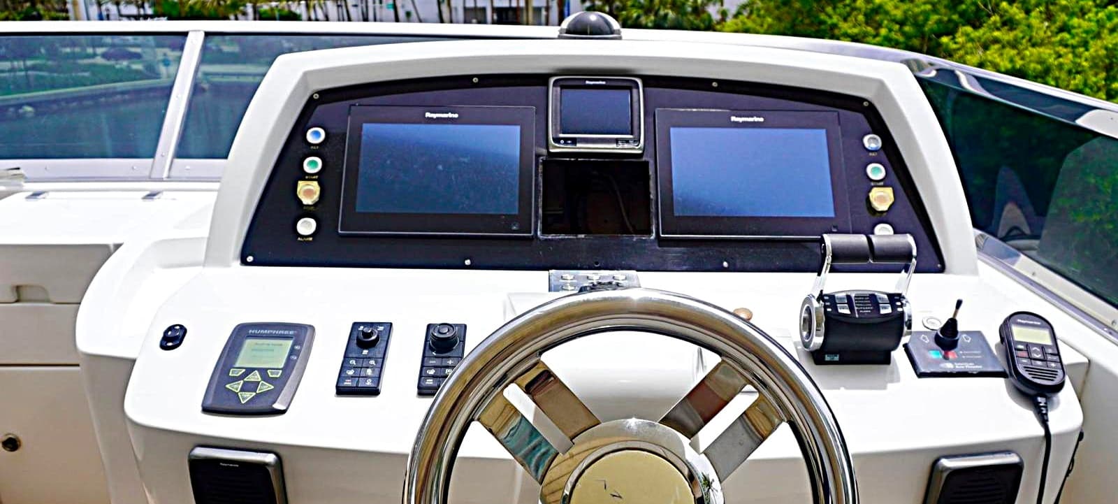 2015 Azimut 