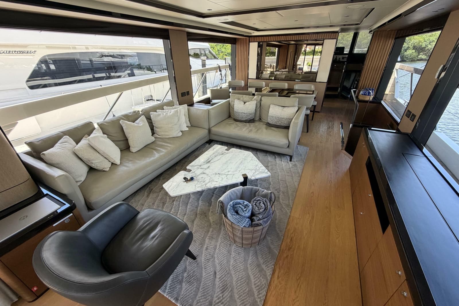 2024 Absolute Navetta 75