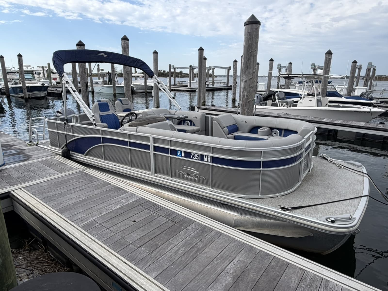 2021 Bennington 23 SBRXP
