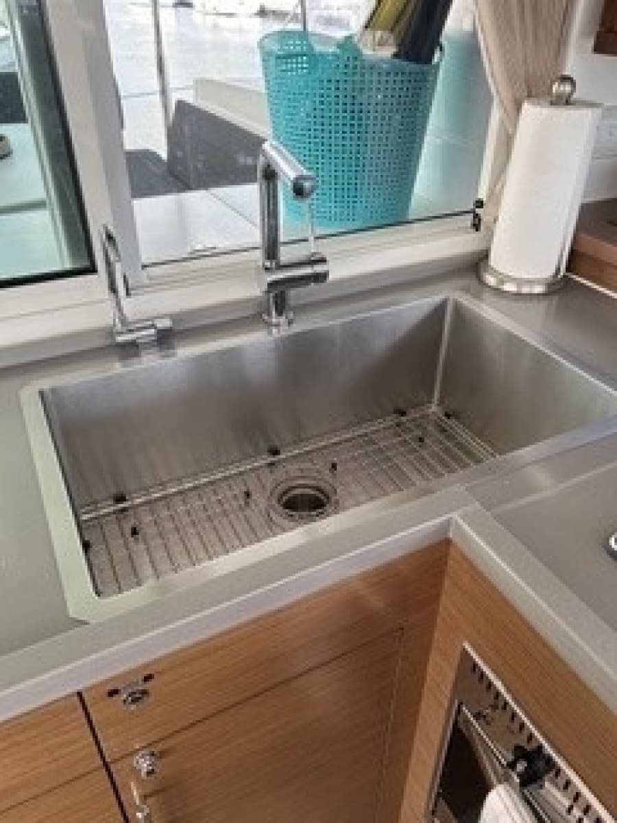 2019 Lagoon 450 F