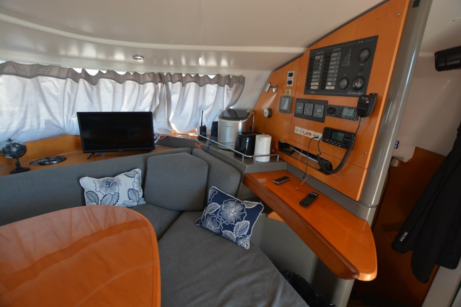 2007 Fountaine Pajot Lavezzi