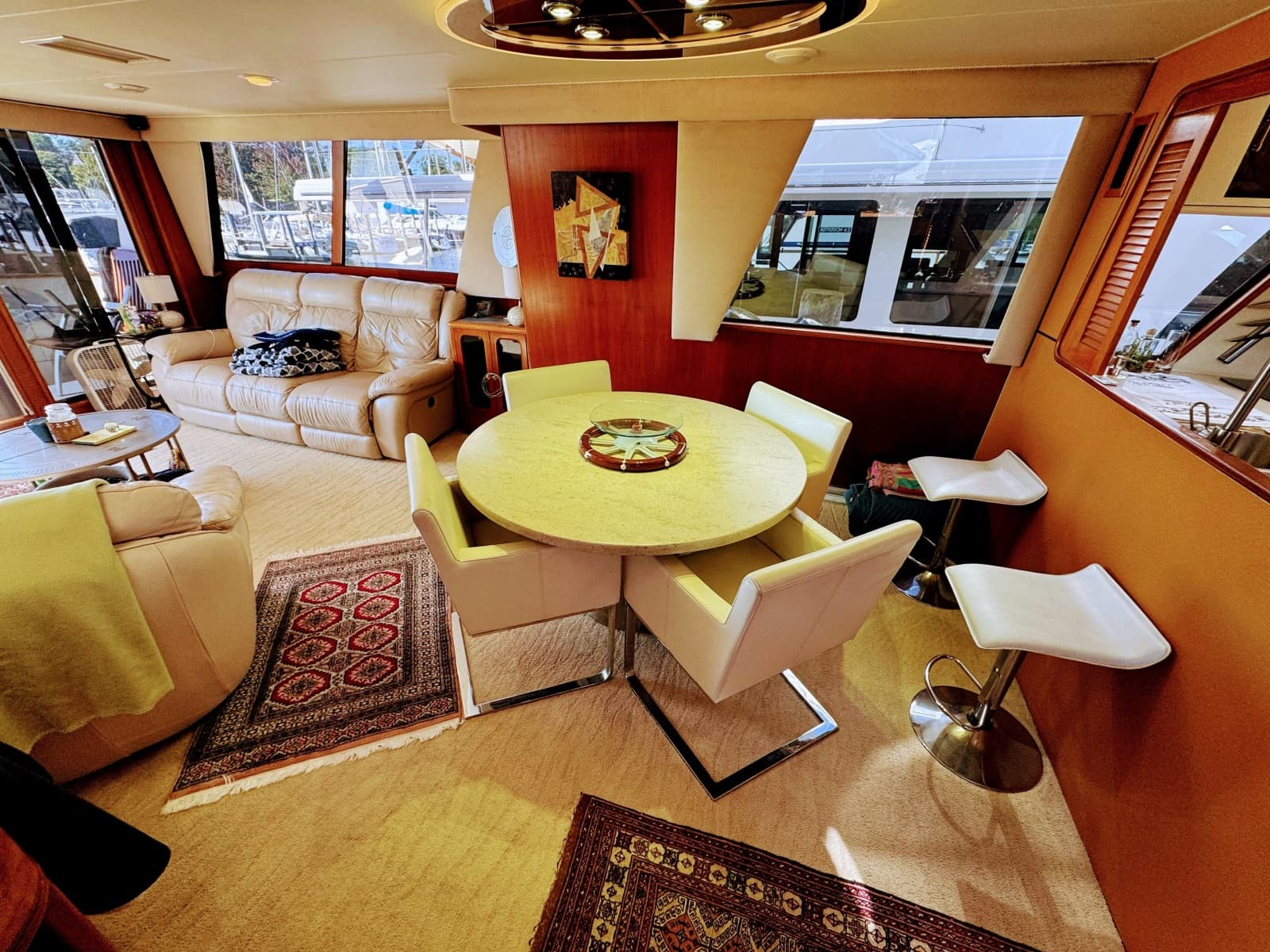 1990 Viking 55 MOTOR YACHT WIDE BODY