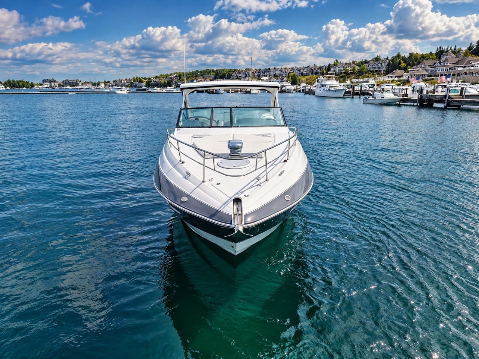 2020 Cruisers Yachts 35 Express