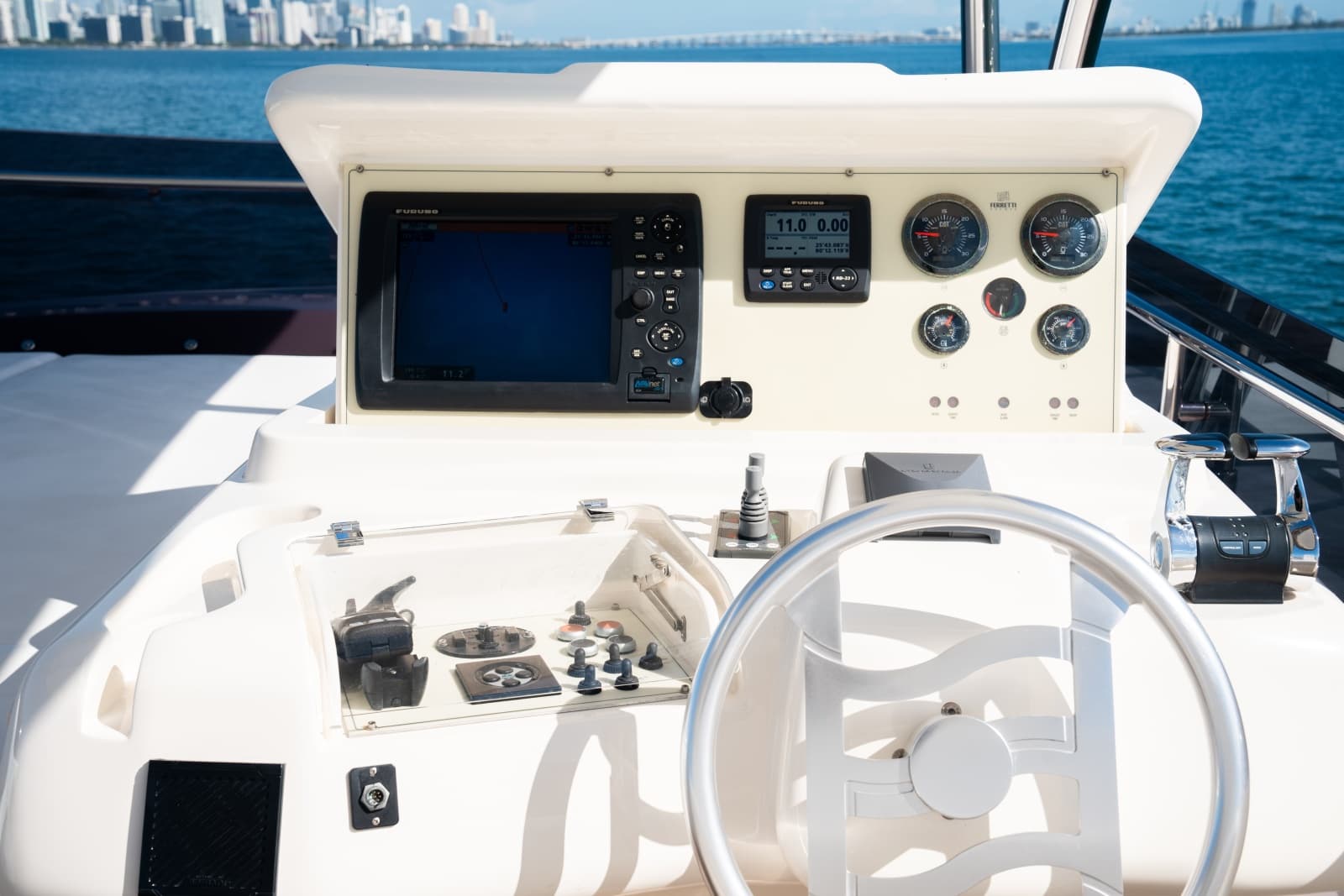 2016 Ferretti Yachts 
