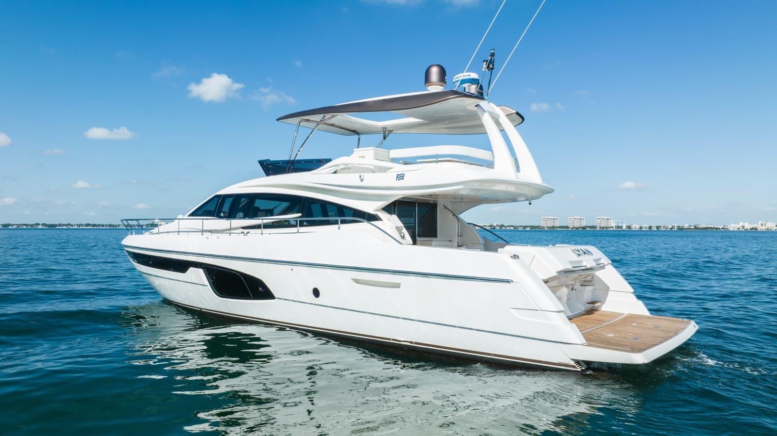 2016 Ferretti Yachts 