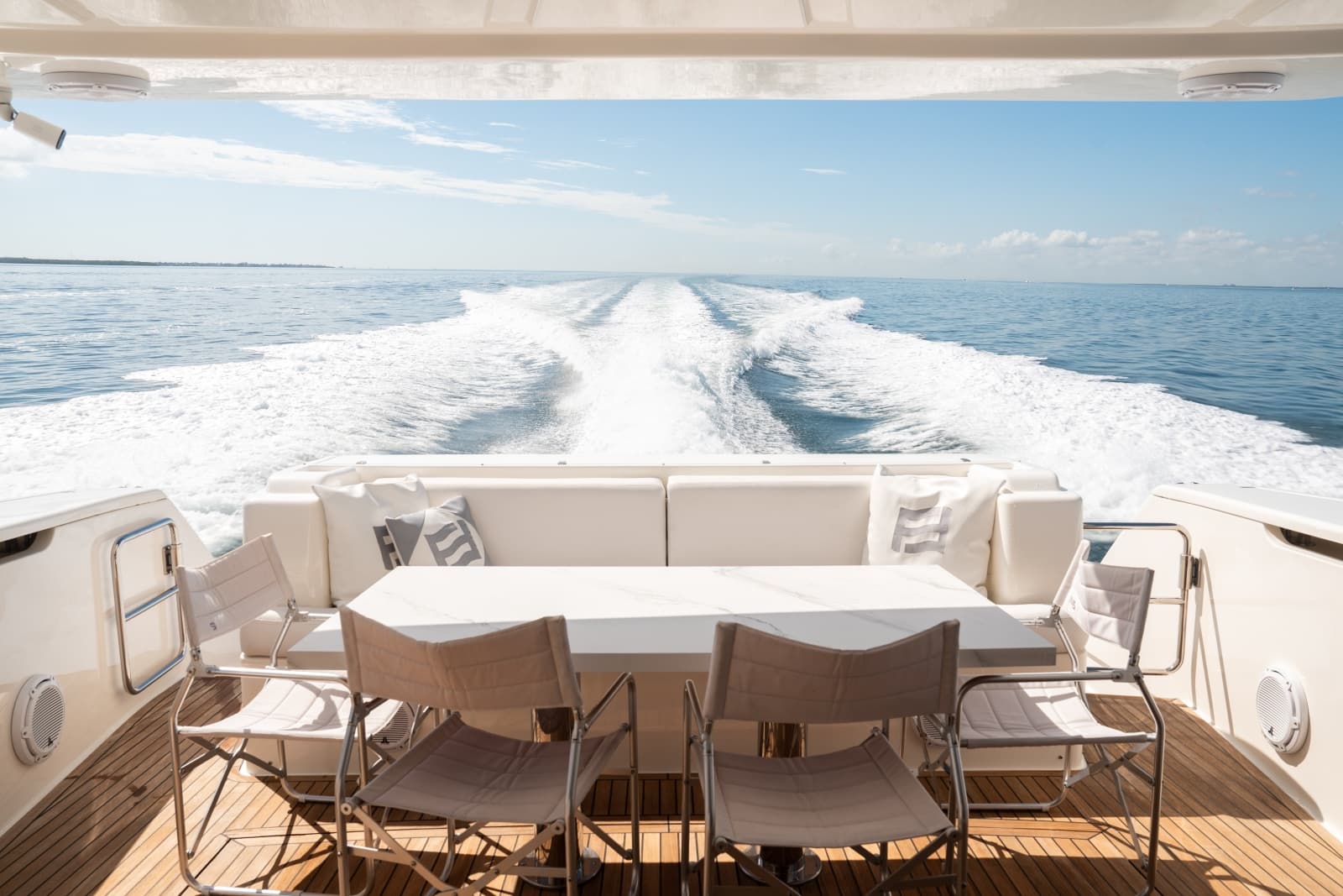 2016 Ferretti Yachts 