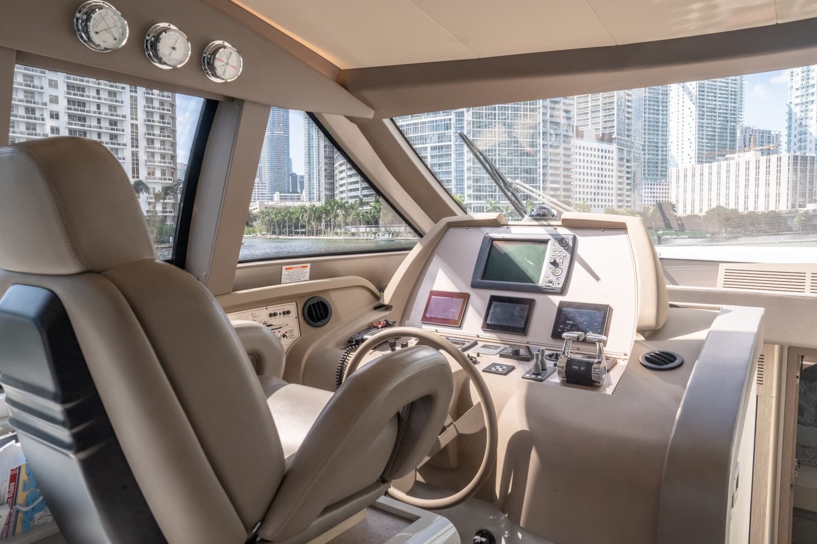 2016 Ferretti Yachts 