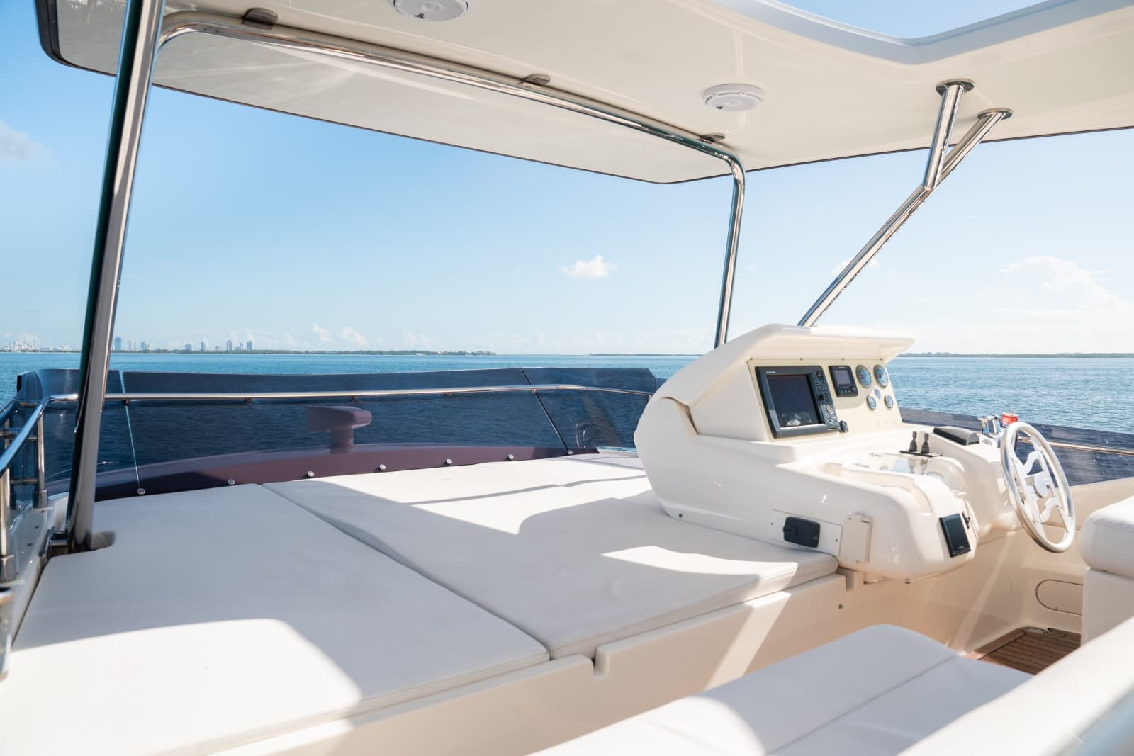2016 Ferretti Yachts 