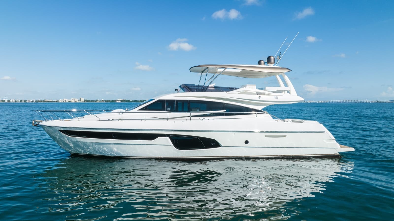 2016 Ferretti Yachts 