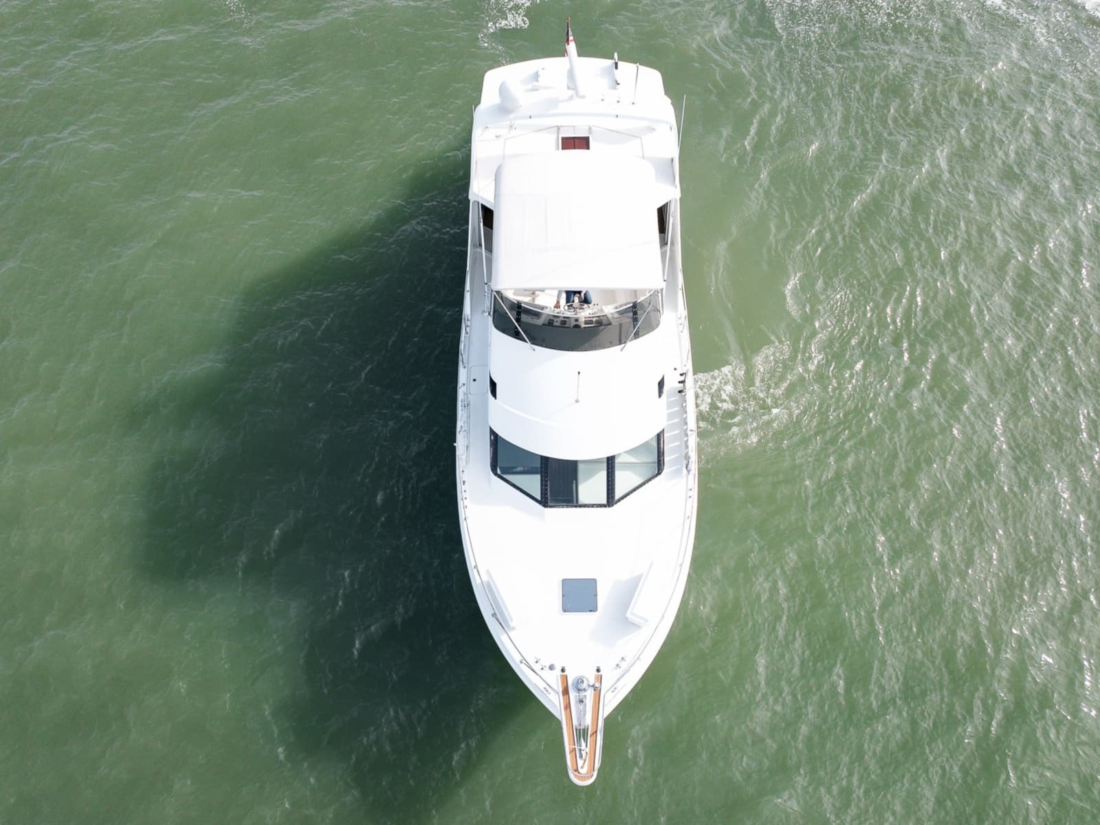 1995 Hatteras 52 Cockpit Motor Yacht