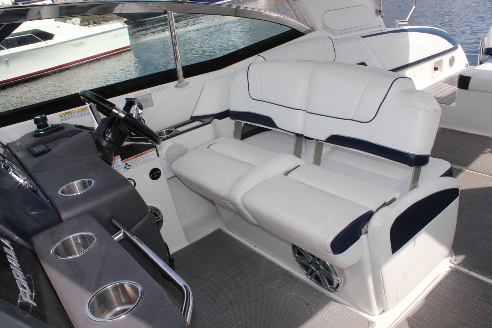 Helm Seating