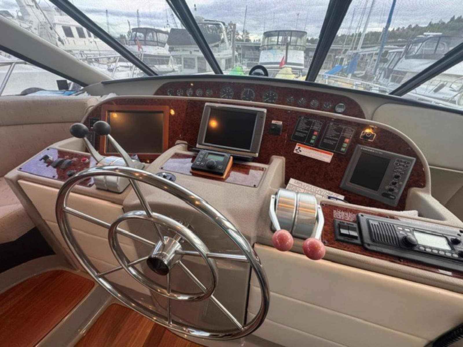 2000 Bayliner 5288 Pilot House Motoryacht