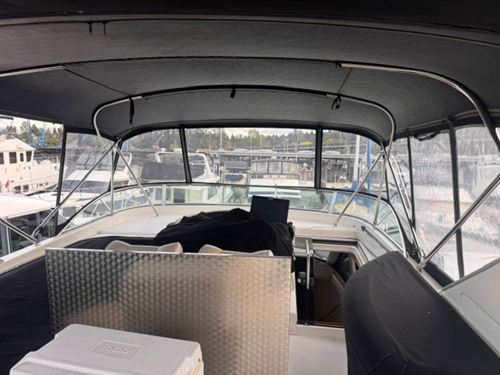 2000 Bayliner 5288 Pilot House Motoryacht