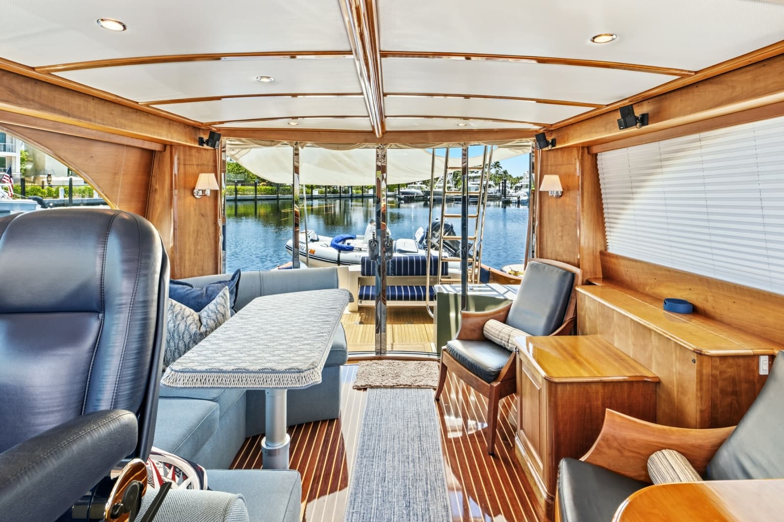 2007 Hinckley Talaria 55MY