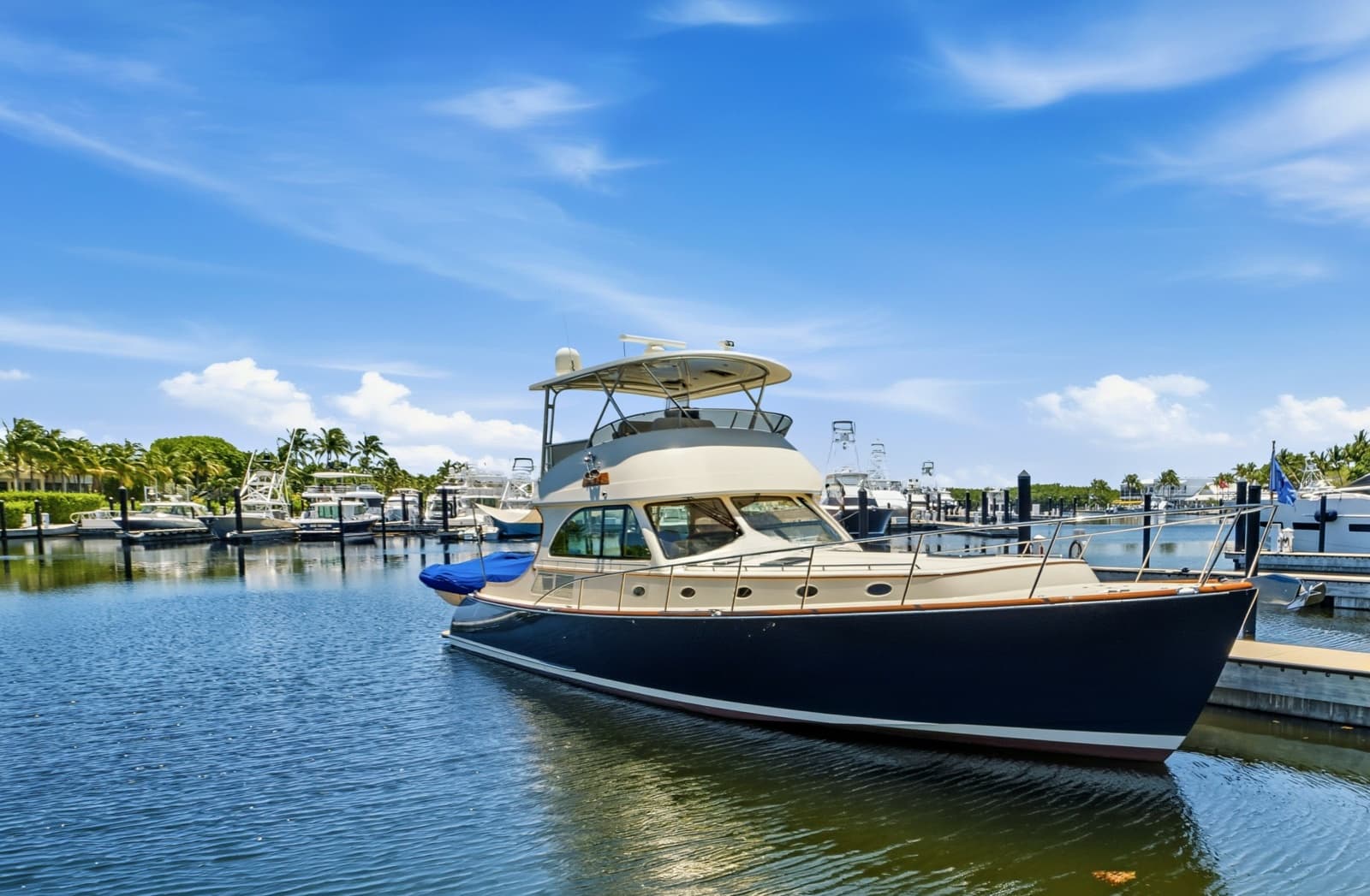 2007 Hinckley Talaria 55MY