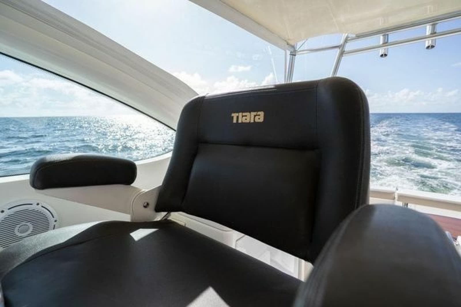 2005 Tiara Yachts 4200 Open