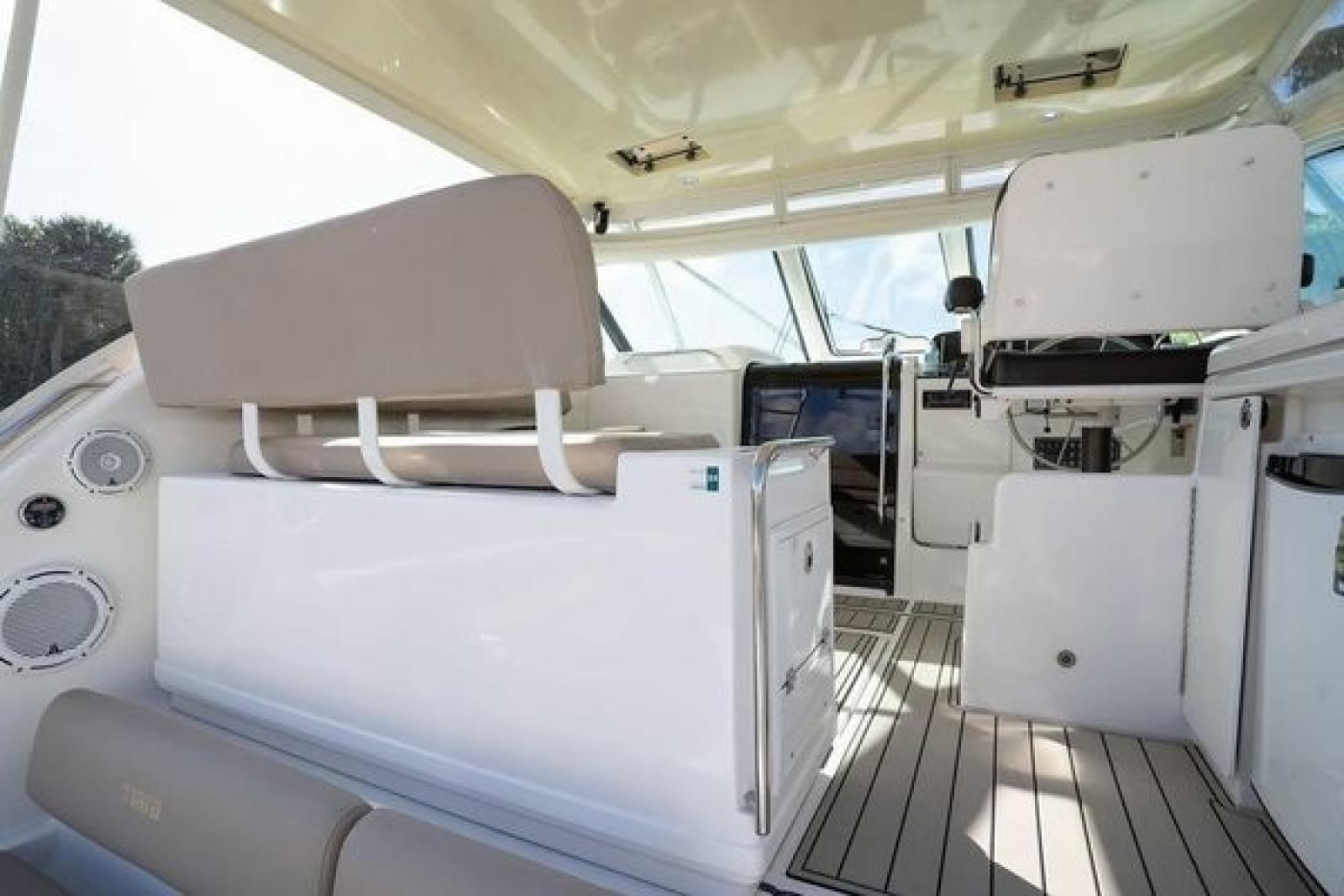 2005 Tiara Yachts 4200 Open