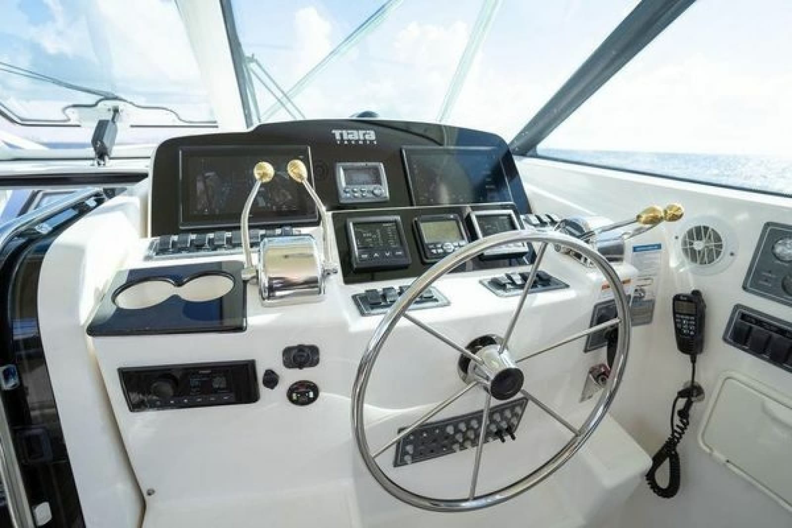 2005 Tiara Yachts 4200 Open