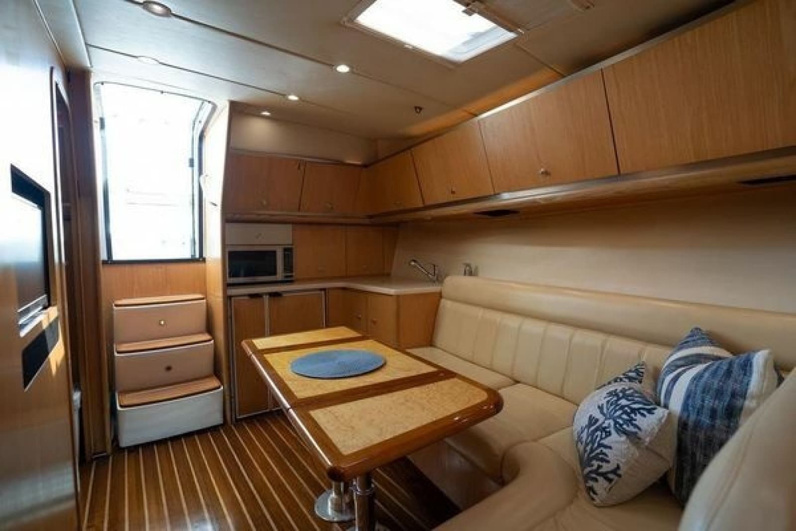 2005 Tiara Yachts 4200 Open