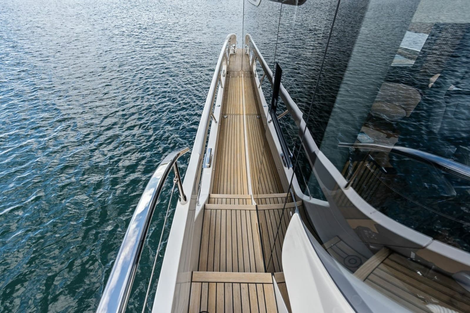 2023 Absolute Navetta 64