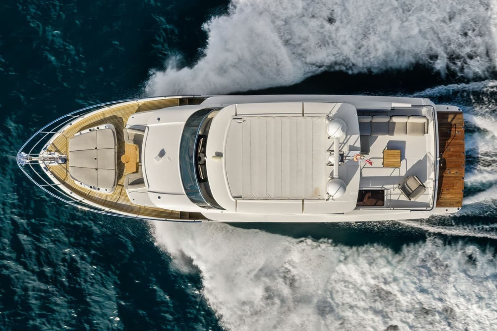 2023 Absolute Navetta 64