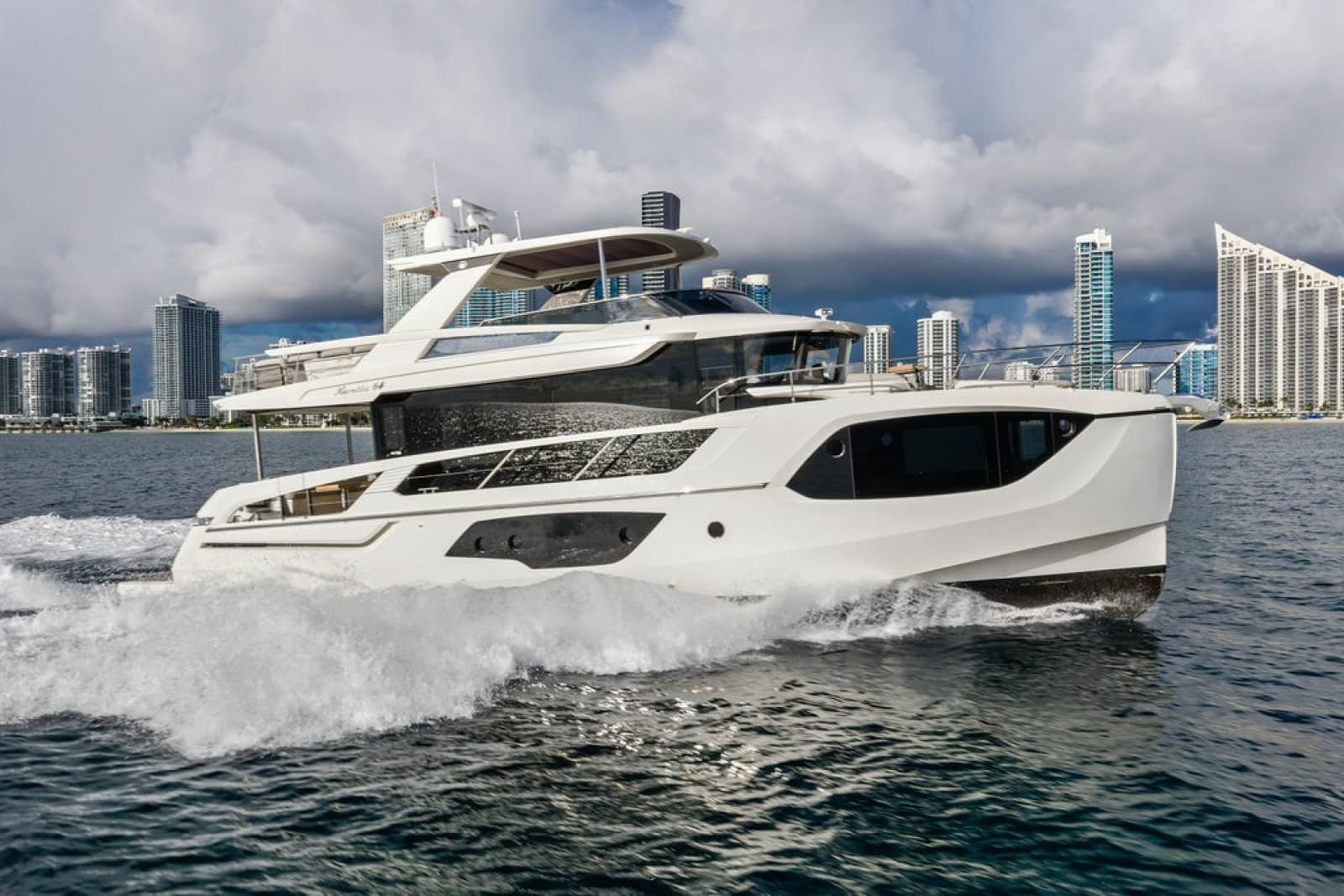 2023 Absolute Navetta 64