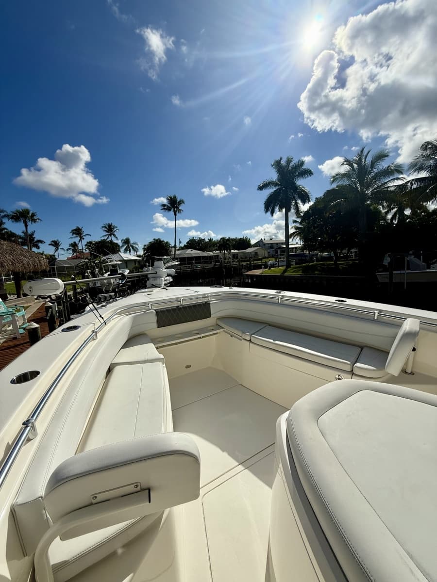 2021 Cobia 350