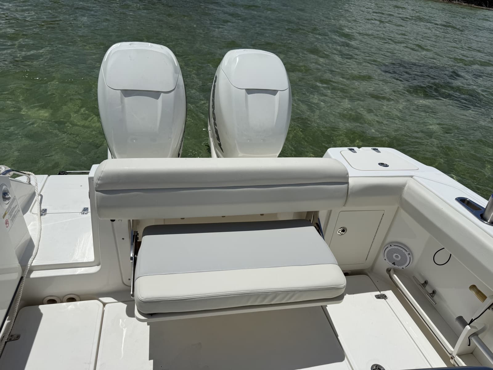 2019 Boston Whaler 280 Outrage