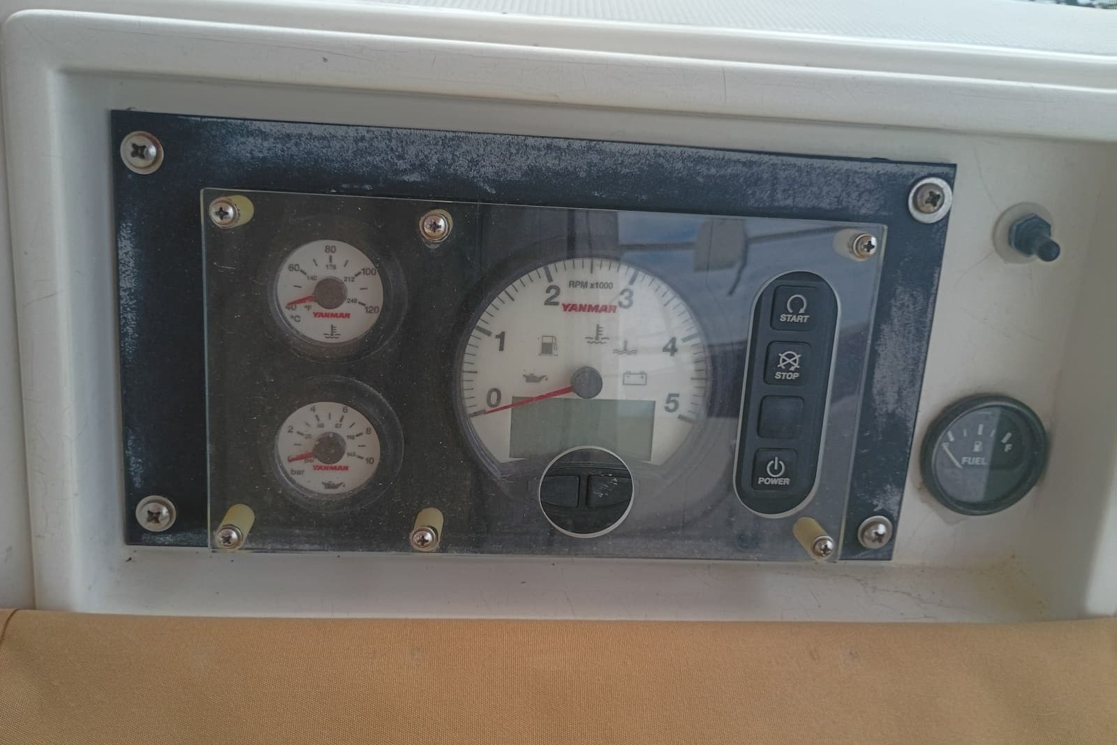 2005 Sabre 426