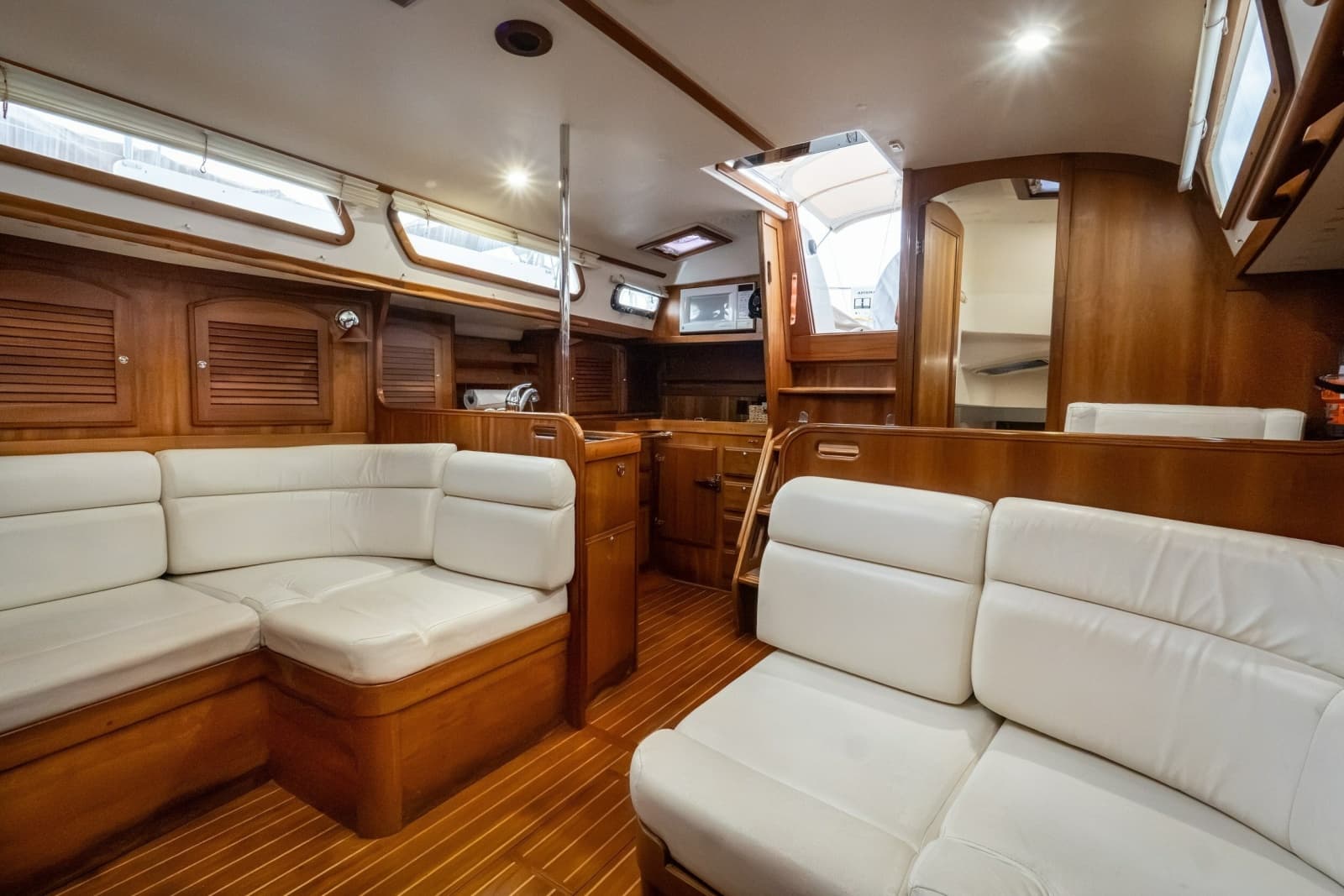 2005 Sabre 426