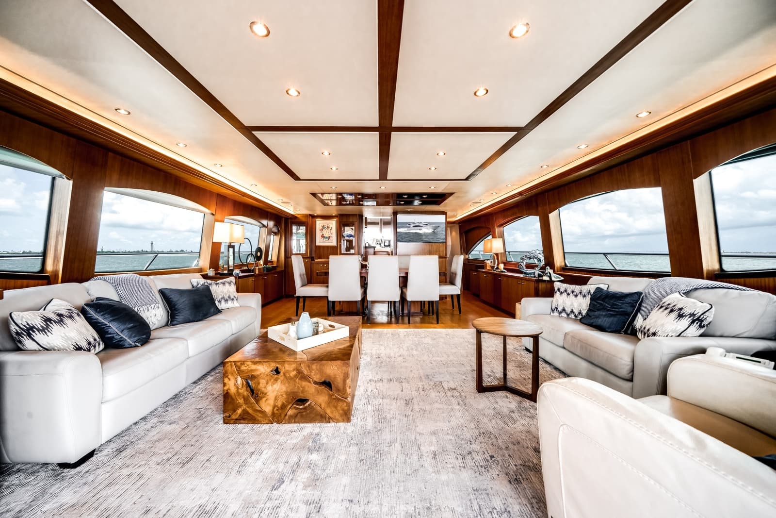 2008 Hatteras 
