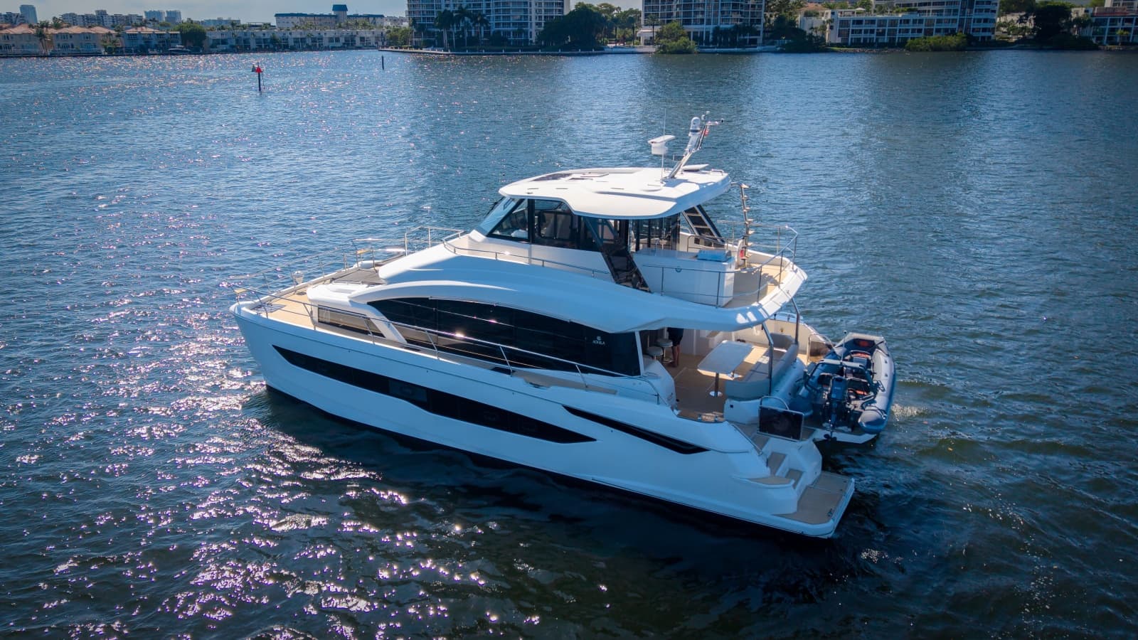 2025 Aquila 54 Yacht