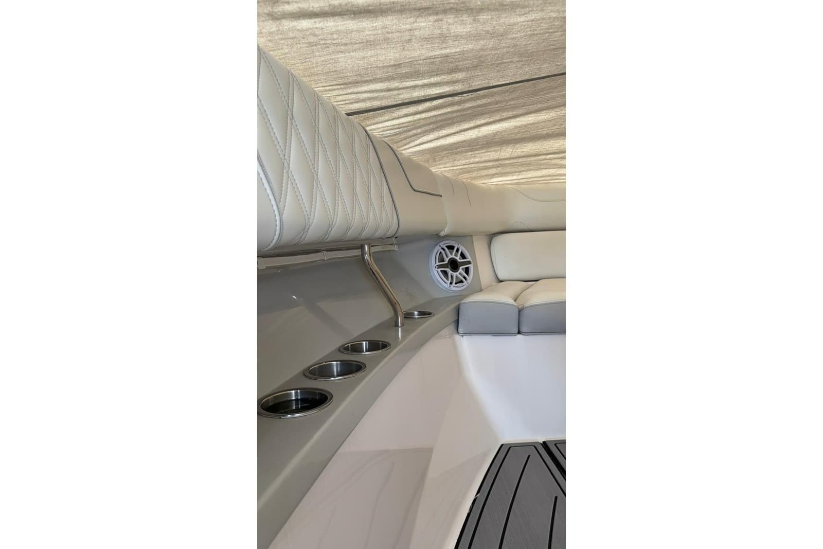 2020 Regal 38 SAV