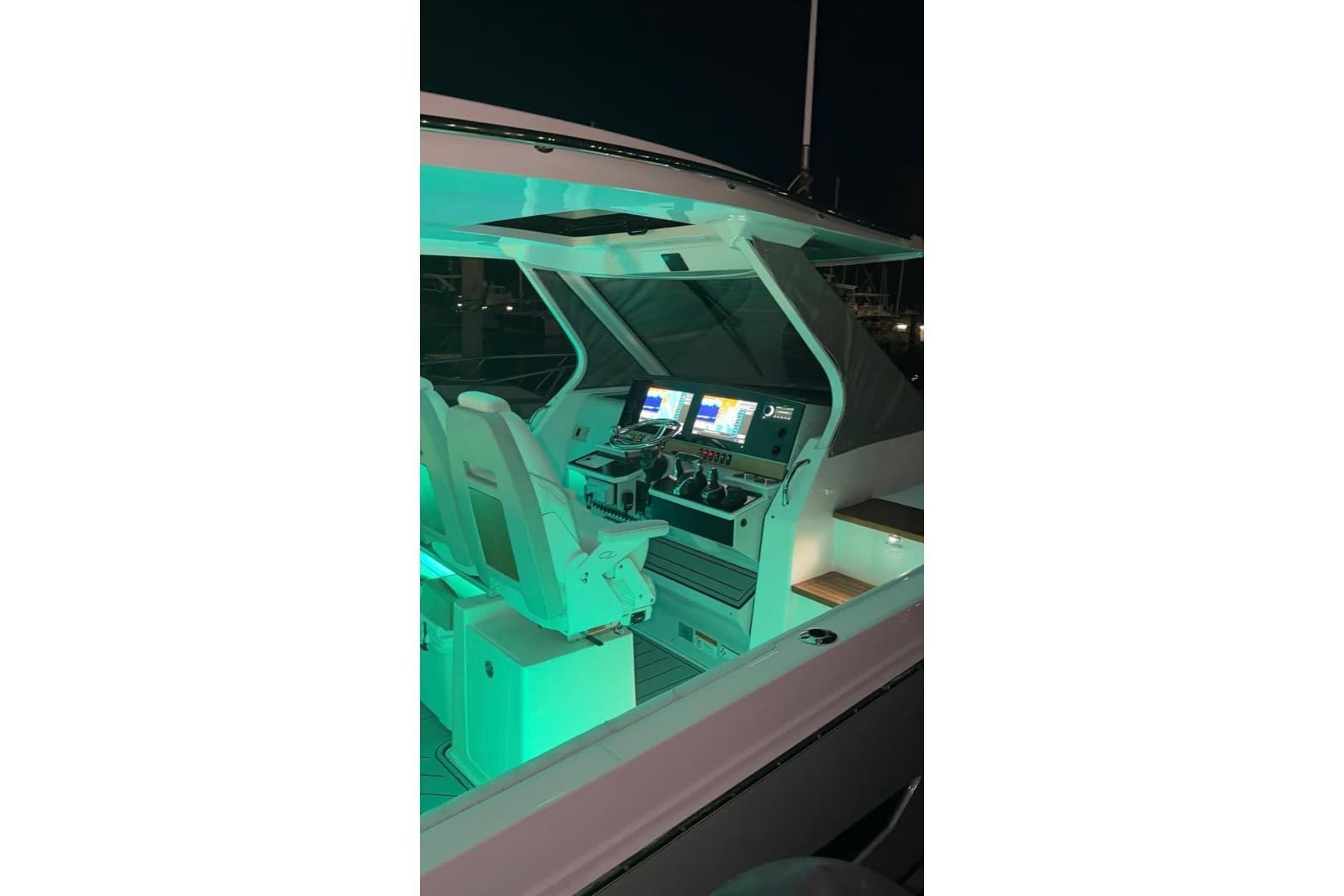 2020 Regal 38 SAV