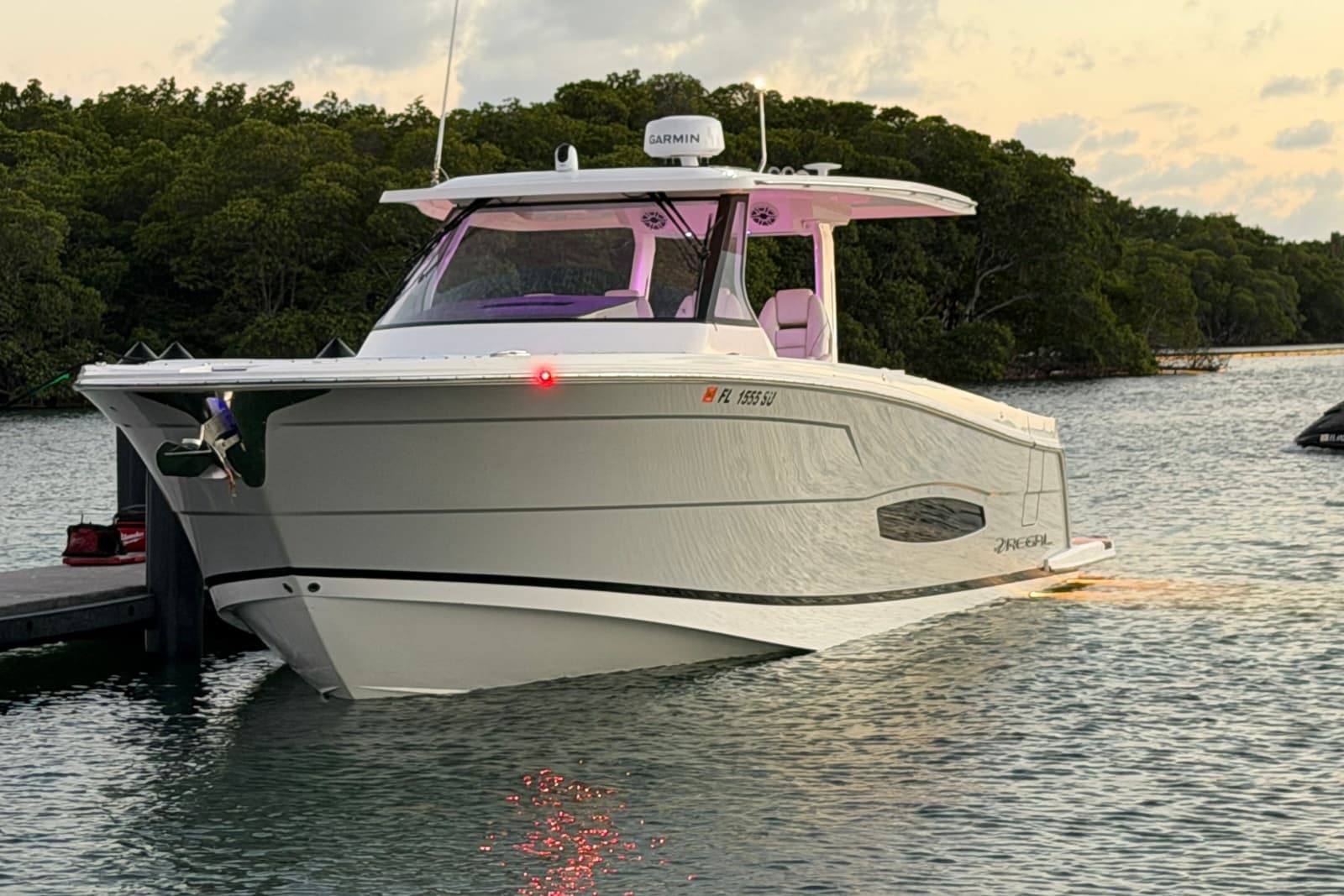 2020 Regal 38 SAV