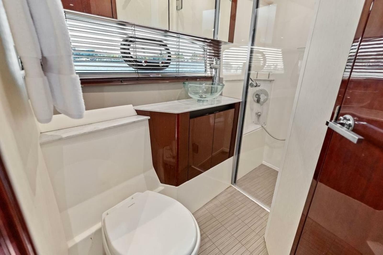 2018 Sea Ray Fly 460