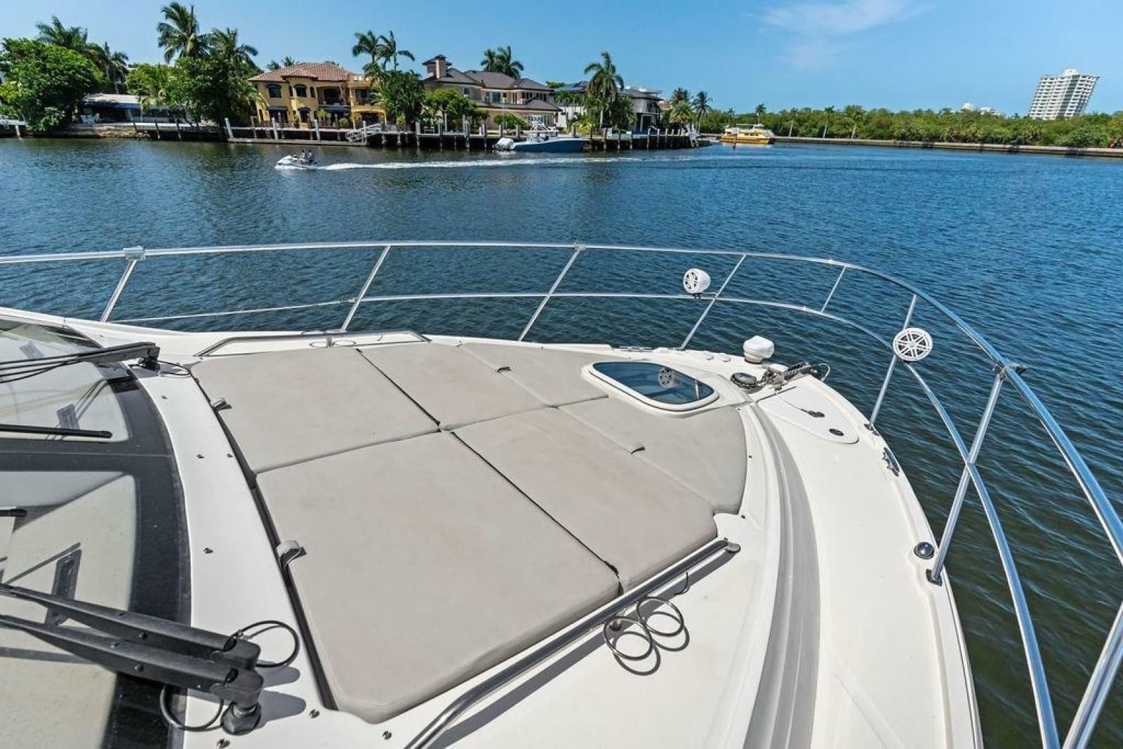 2018 Sea Ray Fly 460