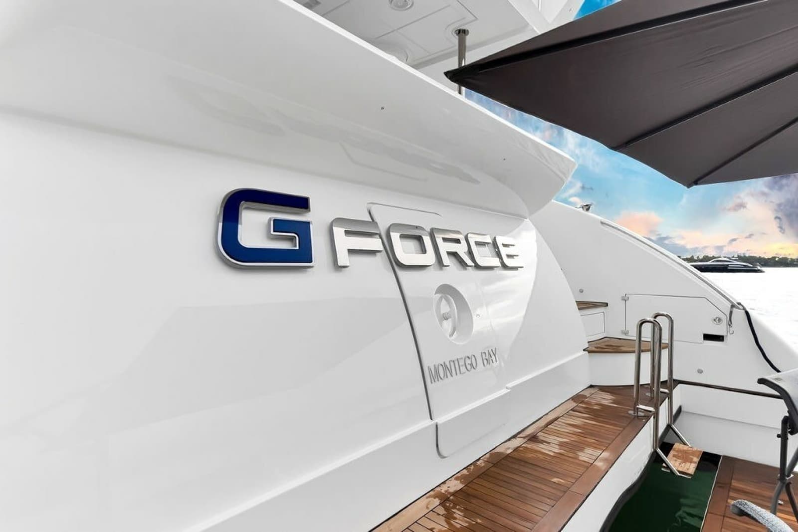 2017 Azimut 84
